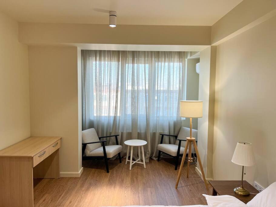 2 Bedroom On Ismail Corner Stefan Cel Mare, New Apartment, Chisinau Center! Exterior photo